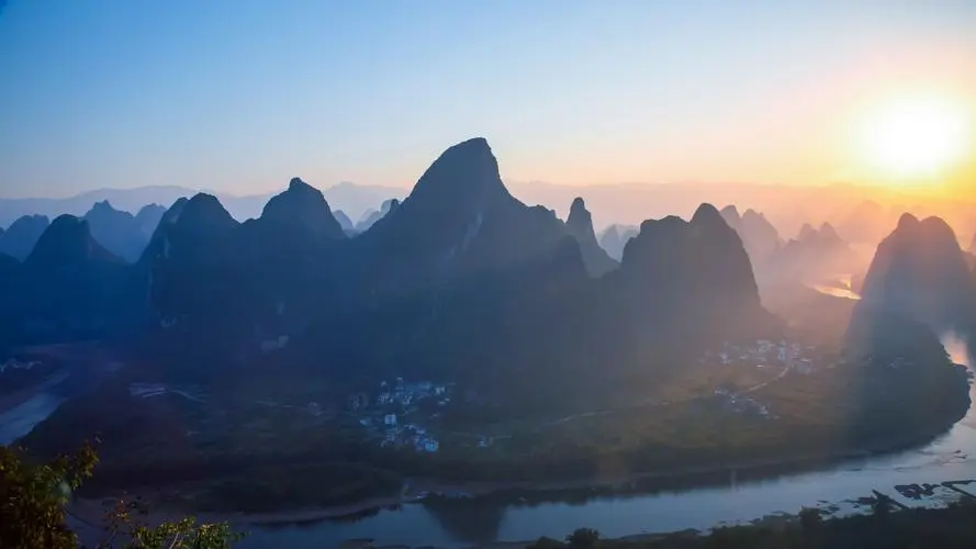 科技绿色无人化